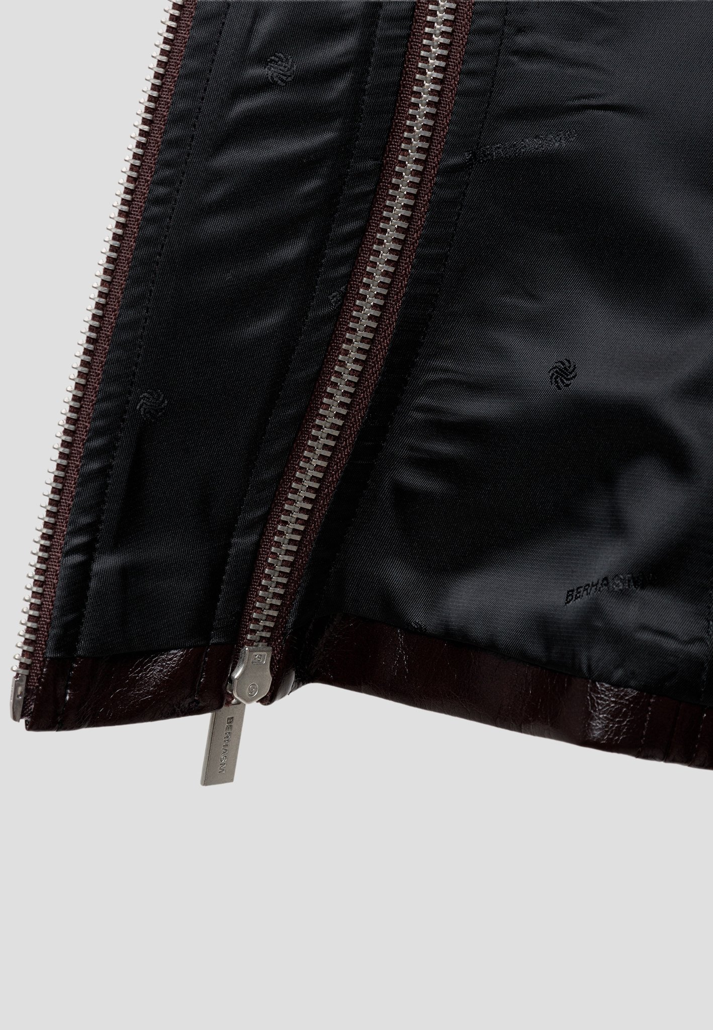 Куртка Air of Vellichor Jacket